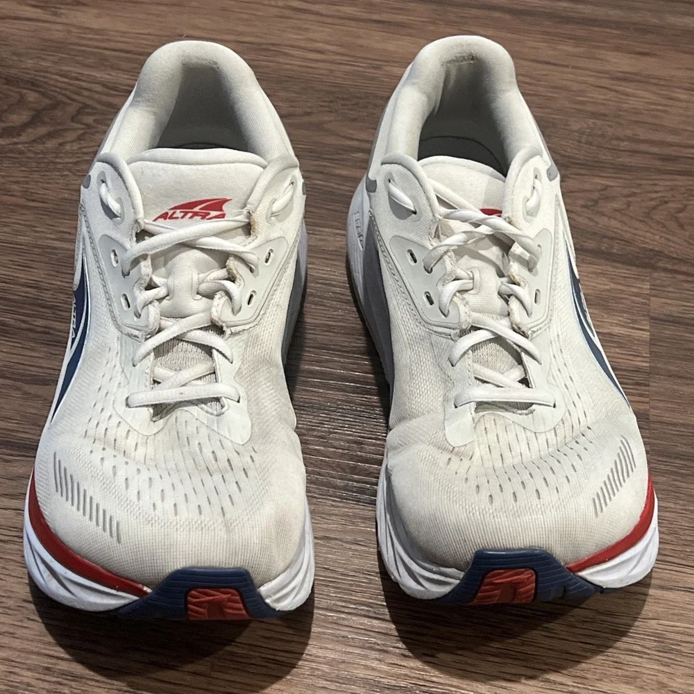Altra Via Olympus Womens Size 10 Wide Running Shoes Off White Foot Shape